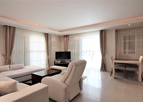 على مسافة 100 م من البحر - شقة غرفتين وصالة -ضمن مجمع سكني -في مهموتلار / الانيا 