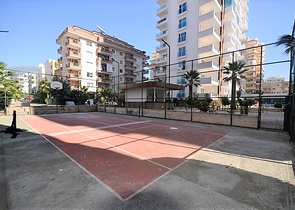 على مسافة 100 م من البحر - شقة غرفتين وصالة -ضمن مجمع سكني -في مهموتلار / الانيا 