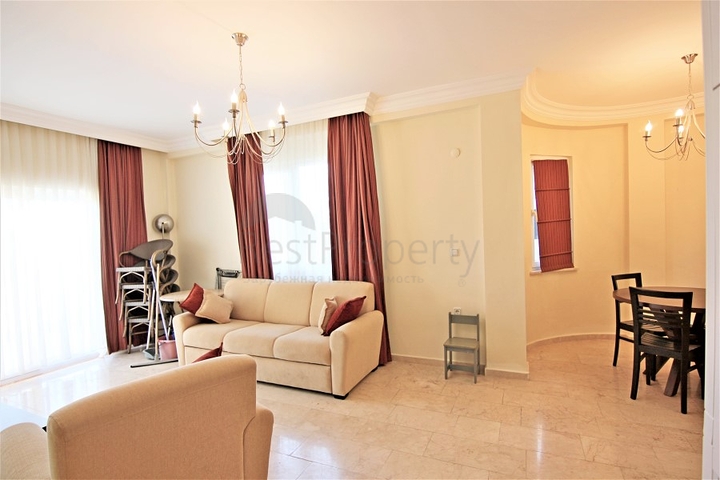 ضمن مجمع 5 نجوم - شقة غرفة وصالة - اطلالة مفتوحة - في كارجي جاك / الانيا 