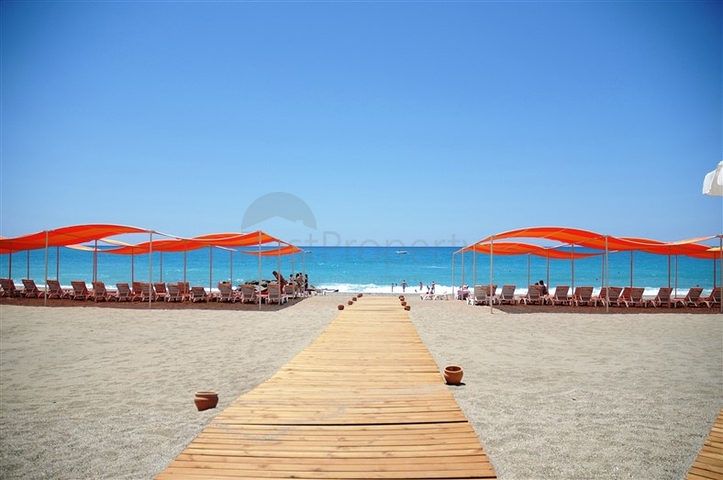 ضمن مجمع 5 نجوم - شقة غرفة وصالة - اطلالة مفتوحة - في كارجي جاك / الانيا 