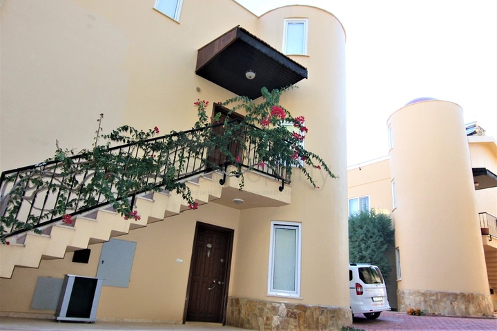 ضمن مجمع 5 نجوم - شقة غرفة وصالة - اطلالة مفتوحة - في كارجي جاك / الانيا 