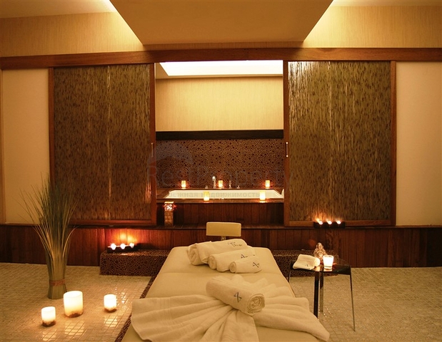 ضمن مجمع 5 نجوم - شقة غرفة وصالة - اطلالة مفتوحة - في كارجي جاك / الانيا 