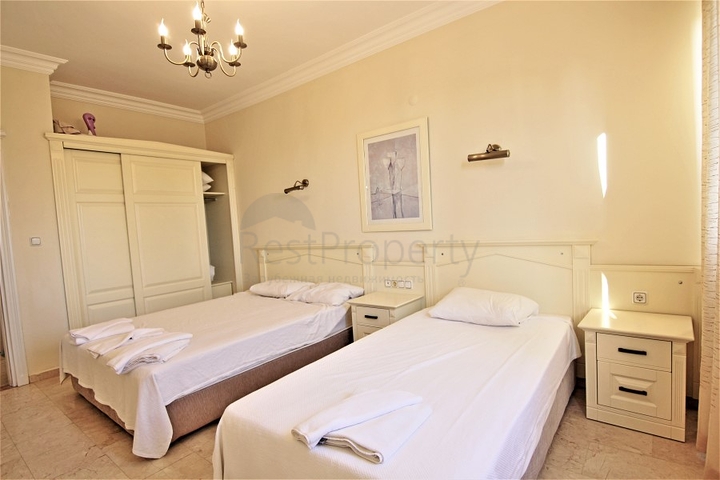 ضمن مجمع 5 نجوم - شقة غرفة وصالة - اطلالة مفتوحة - في كارجي جاك / الانيا 