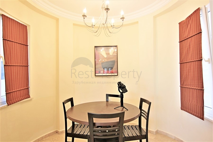 ضمن مجمع 5 نجوم - شقة غرفة وصالة - اطلالة مفتوحة - في كارجي جاك / الانيا 