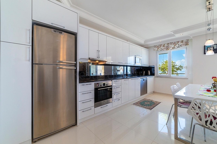 اطلالة بحرية ساحرة - تراس واسع - دوبلكس 4 غرفة وصالة -في مهموتلار / الانيا 