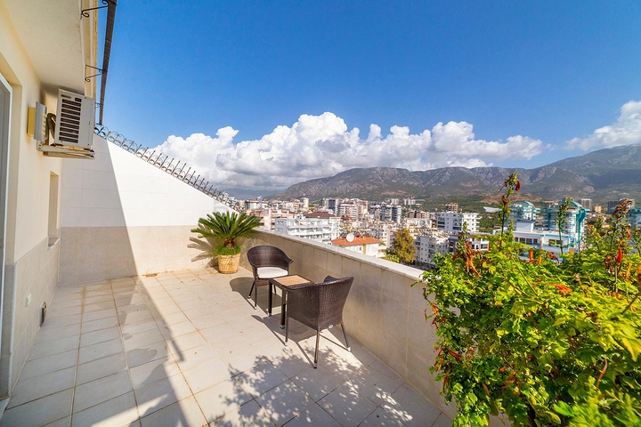 اطلالة بحرية ساحرة - تراس واسع - دوبلكس 4 غرفة وصالة -في مهموتلار / الانيا 