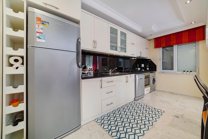 اطلالة على جبال طوروس الخضراء - شقة 3 غرف وصالة - في مهوتلار / الانيا 