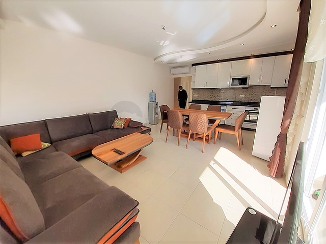 مجمع بخدمات 5 نجوم - شقة غرفتين وصالة - في مهموتلار / الانيا 