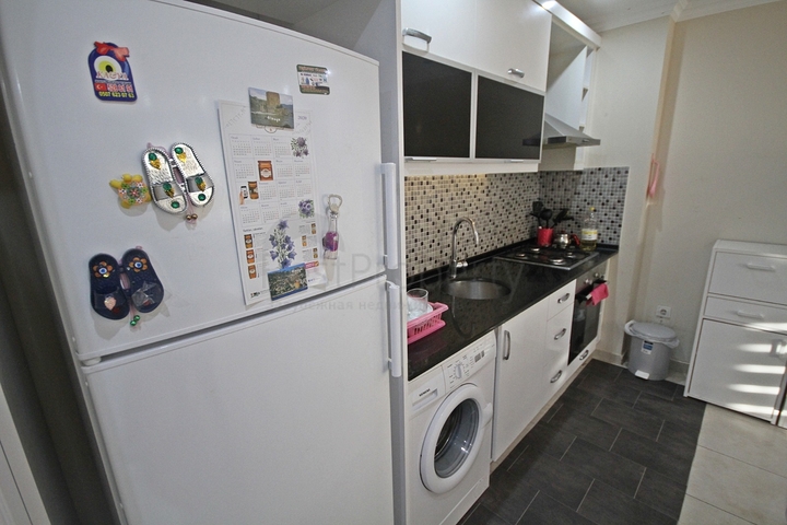 قريبة من البحر والاسواق- شقة غرفة وصالة - مفروشة - في مهموتلار / الانيا 