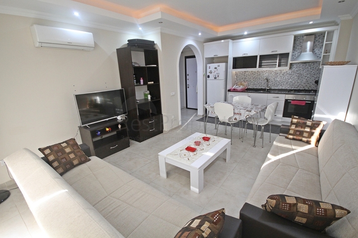 قريبة من البحر والاسواق- شقة غرفة وصالة - مفروشة - في مهموتلار / الانيا 