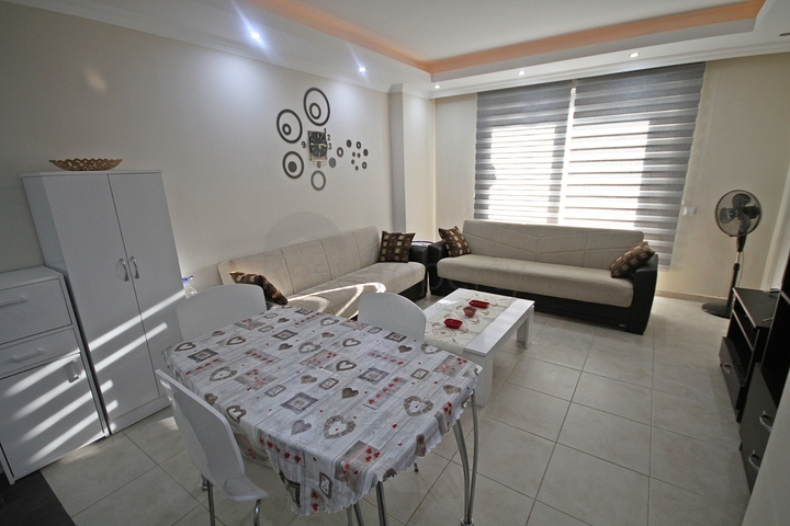 قريبة من البحر والاسواق- شقة غرفة وصالة - مفروشة - في مهموتلار / الانيا 