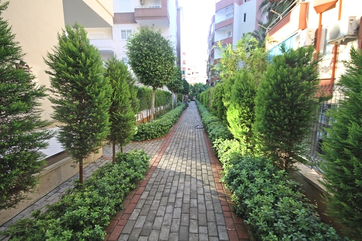 قريبة من البحر والاسواق- شقة غرفة وصالة - مفروشة - في مهموتلار / الانيا 