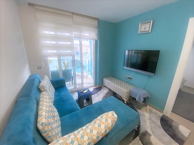 ضمن مجمع سكني عائلي - شقة غرفة وصالة -في مهموتلار / الانيا 