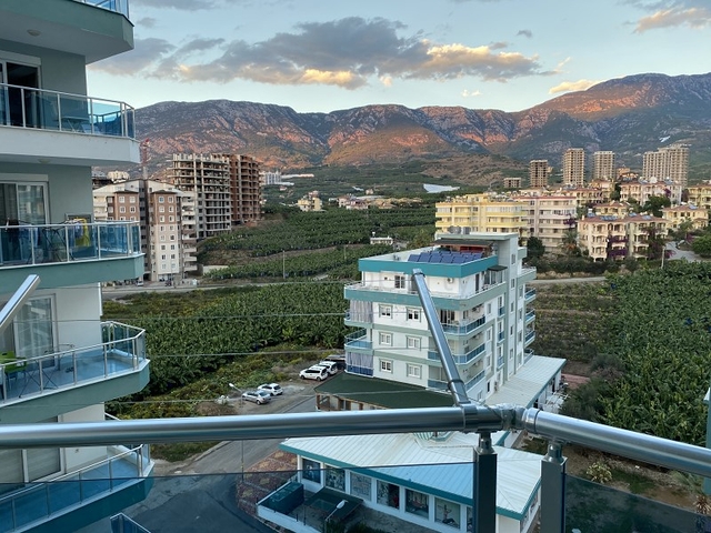 ضمن مجمع سكني عائلي - شقة غرفة وصالة -في مهموتلار / الانيا 