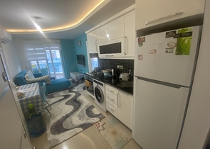 ضمن مجمع سكني عائلي - شقة غرفة وصالة -في مهموتلار / الانيا 