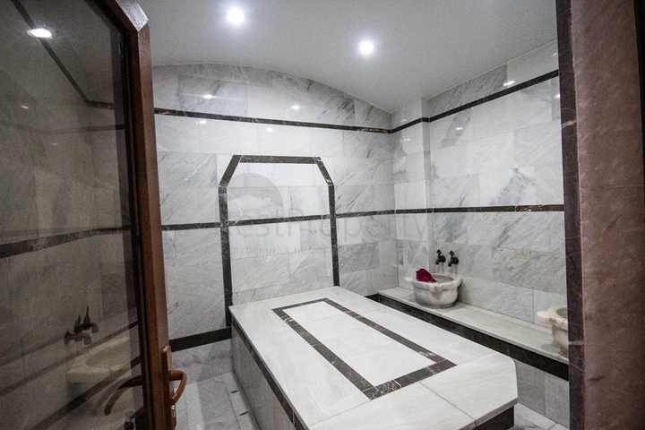 تراس واسع - دوبلكس غرفتين وصالة - مفروشة -في مهموتلار / الانيا 