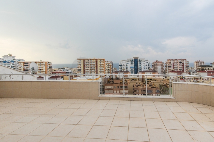 تراس واسع - دوبلكس غرفتين وصالة - مفروشة -في مهموتلار / الانيا 