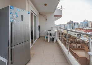 تراس واسع - دوبلكس غرفتين وصالة - مفروشة -في مهموتلار / الانيا 