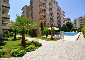 تراس واسع - دوبلكس غرفتين وصالة - مفروشة -في مهموتلار / الانيا 