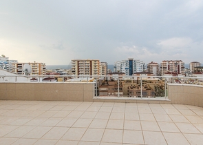 تراس واسع - دوبلكس غرفتين وصالة - مفروشة -في مهموتلار / الانيا 