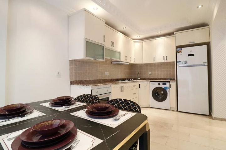 شقة مؤثثة - من تصميم غرفتين وصالة - في مهموتلار / الانيا 