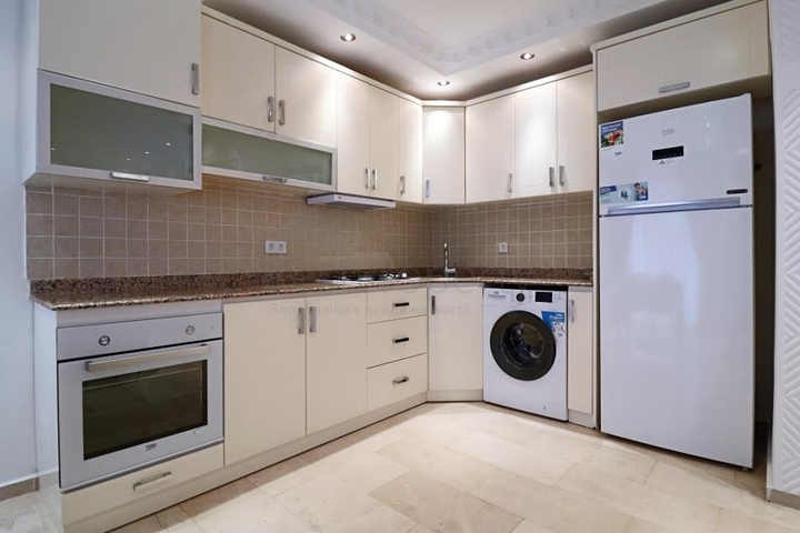 شقة مؤثثة - من تصميم غرفتين وصالة - في مهموتلار / الانيا 