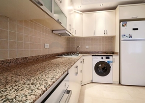 شقة مؤثثة - من تصميم غرفتين وصالة - في مهموتلار / الانيا 