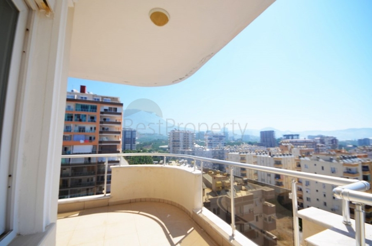 شقة غرفة وصالة - قريبة من البازار - في مهموتلار / الانيا 