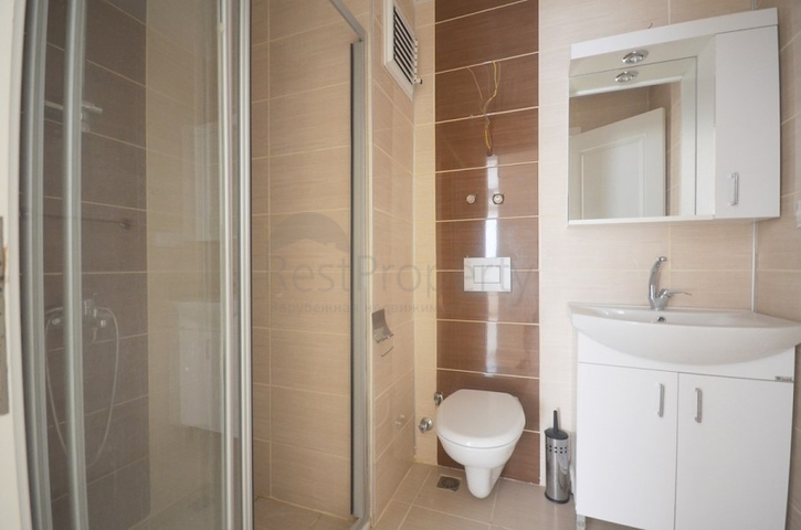 شقة غرفة وصالة - قريبة من البازار - في مهموتلار / الانيا 