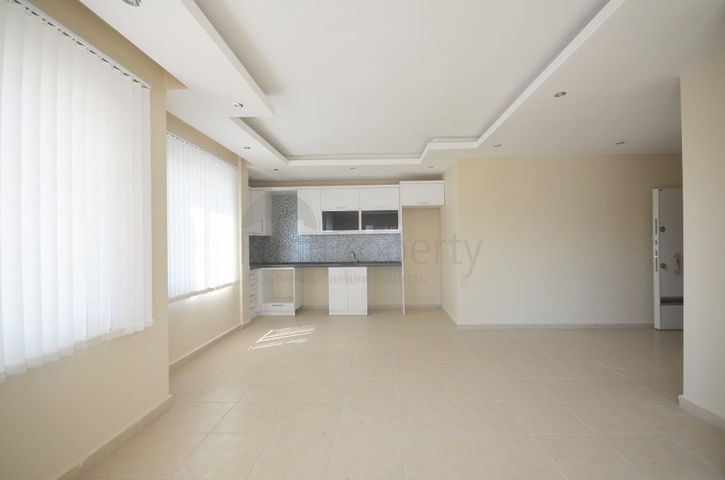 شقة غرفة وصالة - قريبة من البازار - في مهموتلار / الانيا 