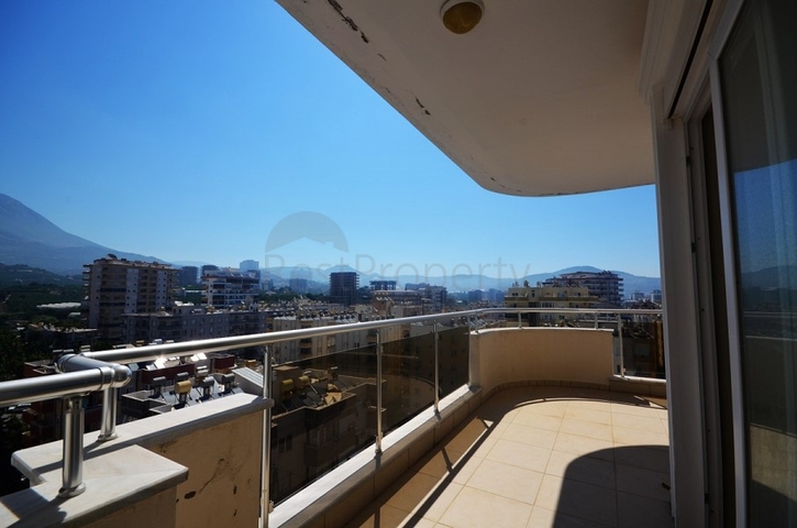 شقة غرفة وصالة - قريبة من البازار - في مهموتلار / الانيا 