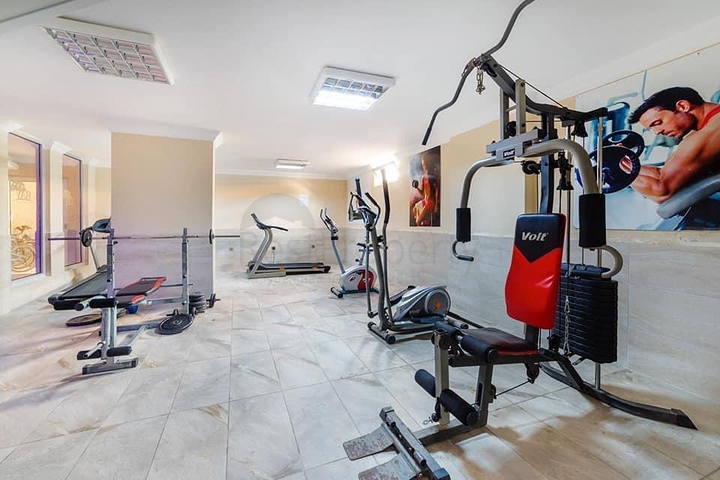 شقق قريبة من البحر - باسعار مناسبة - تصميم 1+1 - في مهموتلار / الانيا 