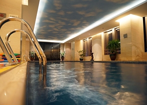 شقق قريبة من البحر - باسعار مناسبة - تصميم 1+1 - في مهموتلار / الانيا 