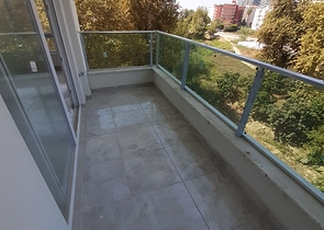 شقق قريبة من البحر - باسعار مناسبة - تصميم 1+1 - في مهموتلار / الانيا 