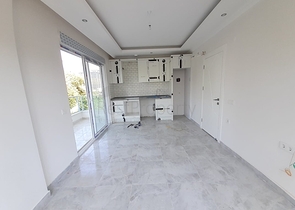 شقق قريبة من البحر - باسعار مناسبة - تصميم 1+1 - في مهموتلار / الانيا 