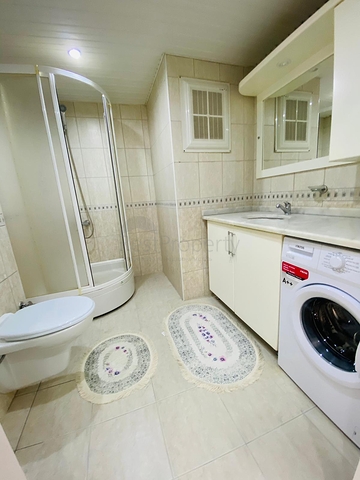 شقة مؤثثة - تصميم غرفتين وصالة - في منطقة مهموتلار الحيوية / مدينة الانيا 