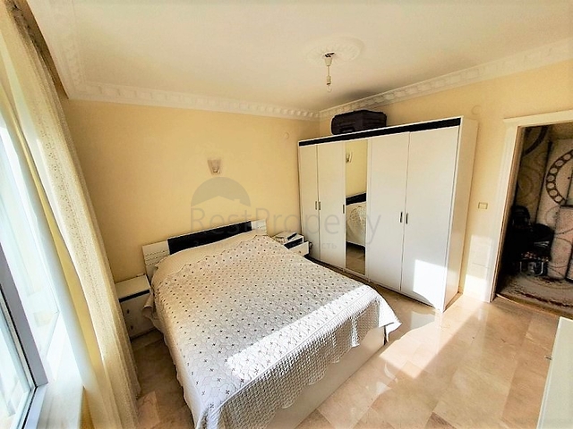 شقة 2 غرفة وصالة - قريب من الخدمات - في مهموتلار / الانيا 