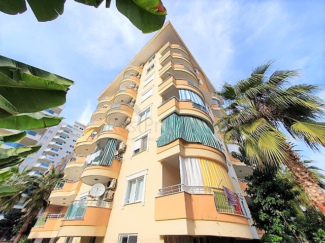 شقة 2 غرفة وصالة - قريب من الخدمات - في مهموتلار / الانيا 