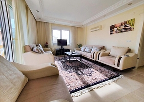 شقة 2 غرفة وصالة - قريب من الخدمات - في مهموتلار / الانيا 