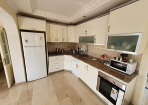 شقة 2 غرفة وصالة - قريب من الخدمات - في مهموتلار / الانيا 