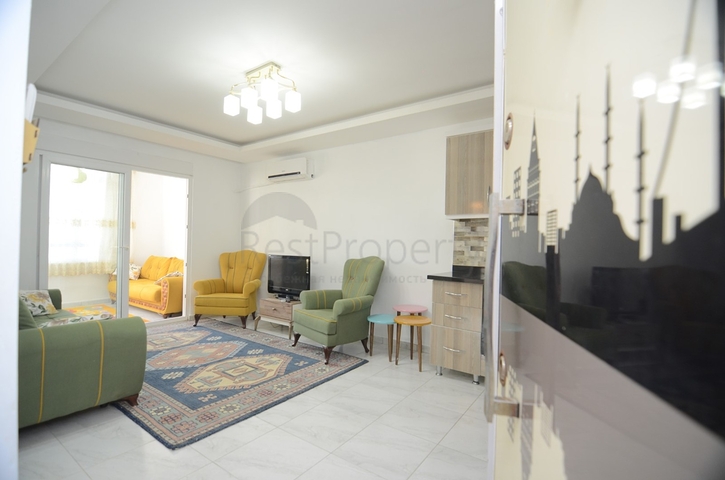 بسعر اقتصادي - شقة غرفة وصالة مع بالكون مغلق - مؤثثة -ضمن مجمع في مهموتلار / الانيا 