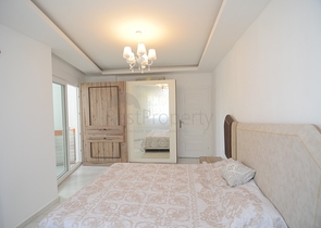 بسعر اقتصادي - شقة غرفة وصالة مع بالكون مغلق - مؤثثة -ضمن مجمع في مهموتلار / الانيا 