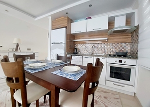 شقة انيقة - تصميم غرفتين وصالة - مع الاثاث - في مهموتلار / الانيا 