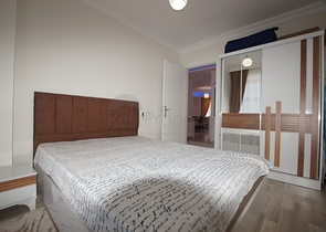 شقة انيقة - تصميم غرفتين وصالة - مع الاثاث - في مهموتلار / الانيا 