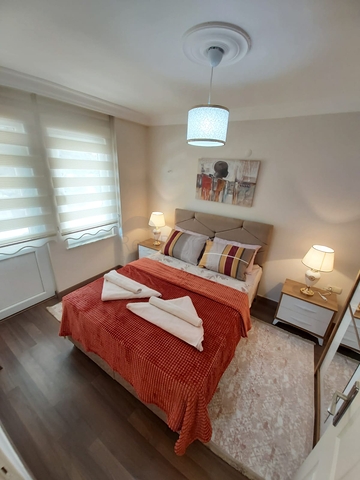 اثاث جديد - شقة غرفة وصالة - قريبة من البحر والاسواق -في مهموتلار / الانيا 