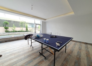 ضمن مجمع سكني حديث -شقة غرفتين وصالة مفروشة - في مهموتلار / الانيا 