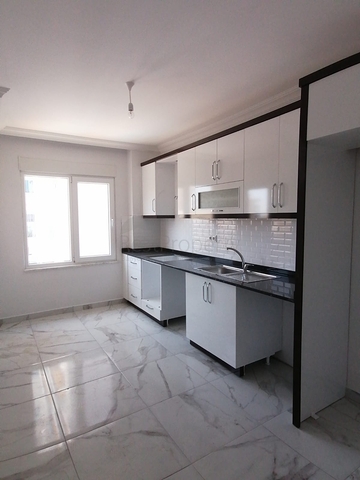 شقة 3 غرف وصالة - ضمن مجمع سكني عائلي جديد -في مهموتلار / الانيا 