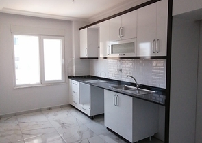 شقة 3 غرف وصالة - ضمن مجمع سكني عائلي جديد -في مهموتلار / الانيا 