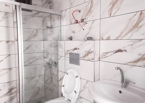 شقة 3 غرف وصالة - ضمن مجمع سكني عائلي جديد -في مهموتلار / الانيا 