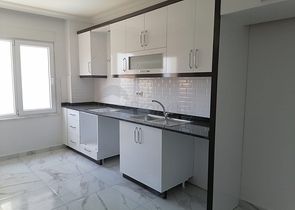 شقة 3 غرف وصالة - ضمن مجمع سكني عائلي جديد -في مهموتلار / الانيا 